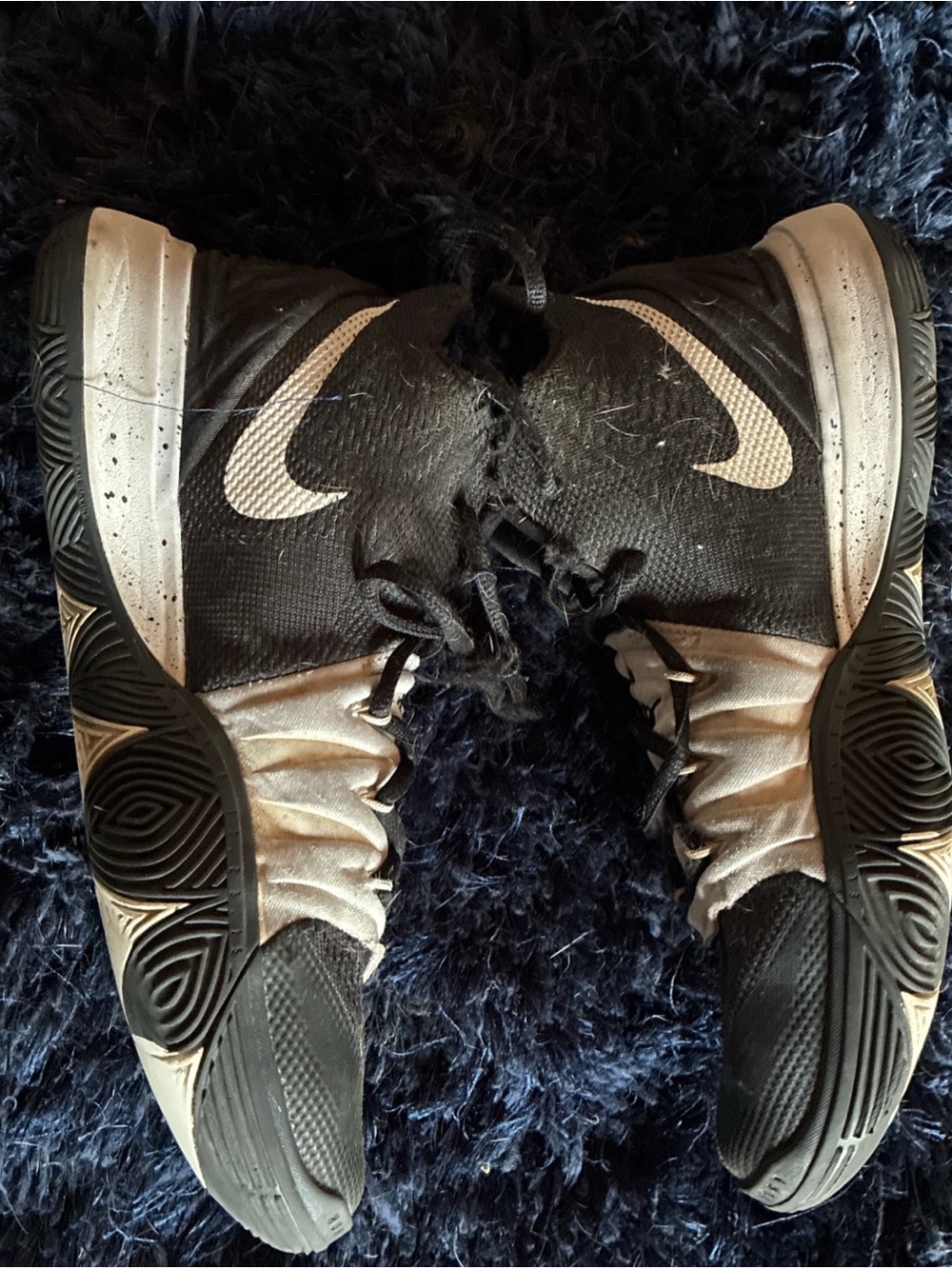 Nike Men’s Black and Silver Basketball High-Tops Kyrie Irving
